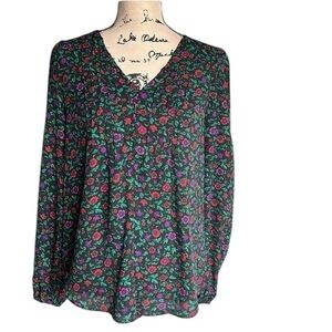 Cupcakes & Cashmere Floral Blouse Size Medium